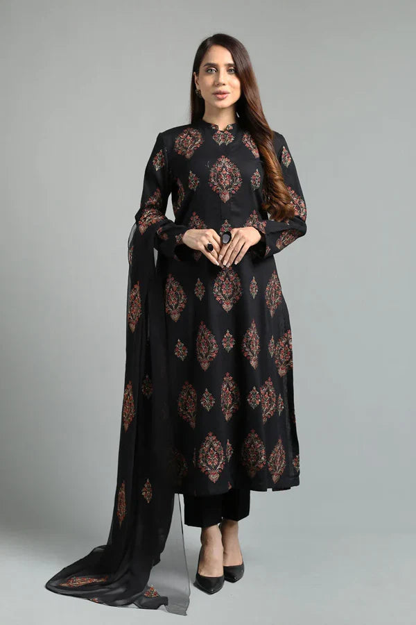 tanabana Premium Lawn Embroidered 3pc suit MC 1018